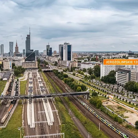 Apartmán Aleje Jerozolimskie Centre, Sun & Snow