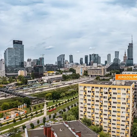 Aleje Jerozolimskie Centre, Sun & Snow