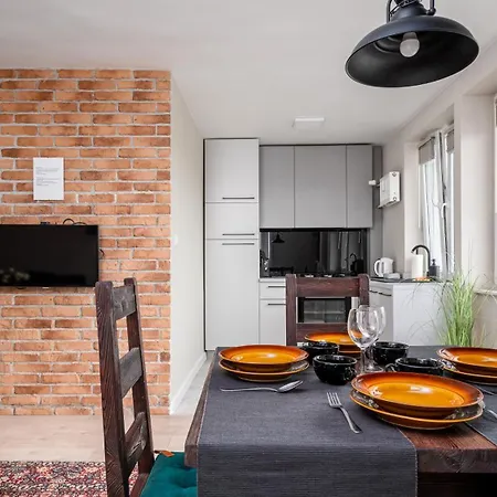 Aleje Jerozolimskie Centre, Sun & Snow アパート ワルシャワ